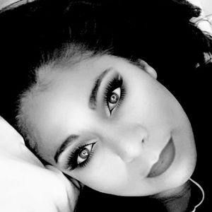 Meet your Posher, Johana